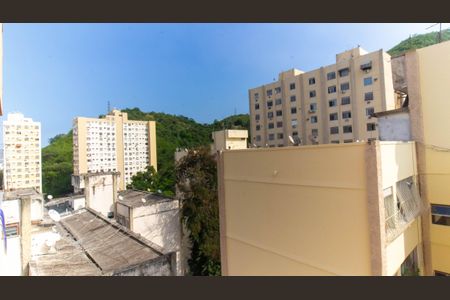 Apartamento para alugar com 72m², 2 quartos e 1 vaga Vista Sala