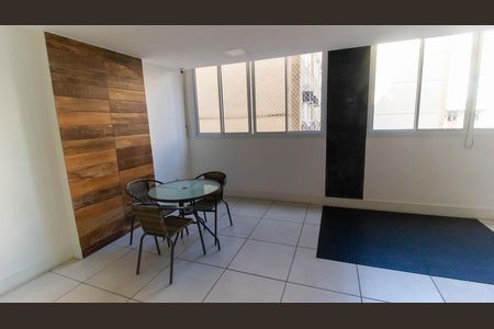 Apartamento para alugar com 72m², 2 quartos e 1 vagaÁrea comum