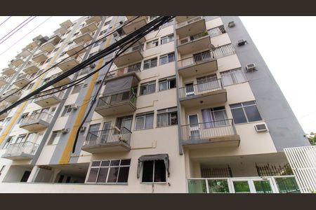 Apartamento para alugar com 40m², 1 quarto e 1 vaga Apartamento para alugar com 40m², 1 quarto e 1 vagaFachada