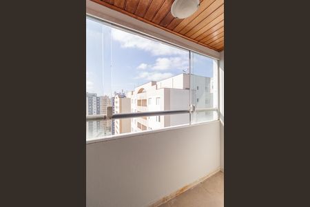 Apartamento para alugar com 64m², 3 quartos e 1 vaga Apartamento para alugar com 64m², 3 quartos e 1 vagaSacada