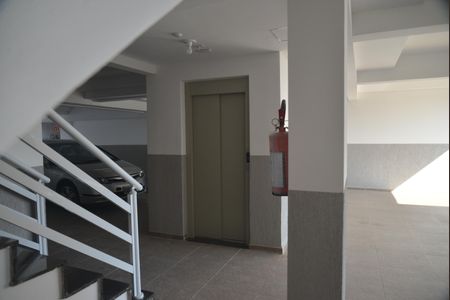 Apartamento à venda com 100m², 2 quartos e 1 vagaElevador