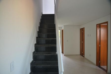 Apartamento à venda com 100m², 2 quartos e 1 vagaCozinha