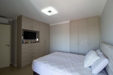 Apartamento para alugar com 220m², 4 quartos e 3 vagas Apartamento para alugar com 220m², 4 quartos e 3 vagasSuíte 3