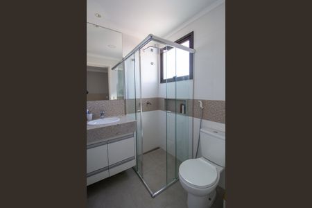 Apartamento para alugar com 220m², 4 quartos e 3 vagas Apartamento para alugar com 220m², 4 quartos e 3 vagasBanheiro da Suíte 2