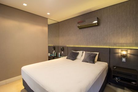 Apartamento para alugar com 220m², 4 quartos e 3 vagas Apartamento para alugar com 220m², 4 quartos e 3 vagasSuíte 1