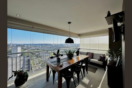 Apartamento à venda com 85m², 2 quartos e 2 vagas Apartamento à venda com 85m², 2 quartos e 2 vagasVaranda