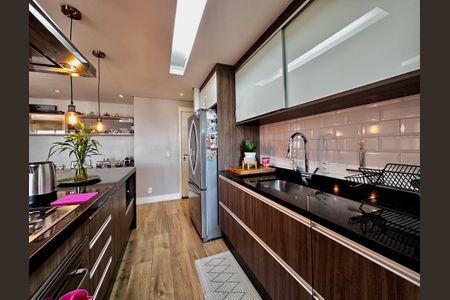 Apartamento à venda com 85m², 2 quartos e 2 vagas Apartamento à venda com 85m², 2 quartos e 2 vagasCozinha