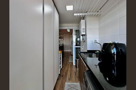 Apartamento à venda com 85m², 2 quartos e 2 vagas Apartamento à venda com 85m², 2 quartos e 2 vagasÁrea de Serviço