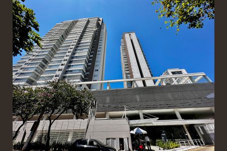 Apartamento à venda com 85m², 2 quartos e 2 vagas Apartamento à venda com 85m², 2 quartos e 2 vagasFachada