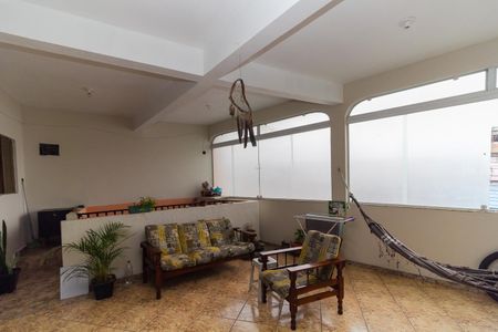 Casa para alugar com 120m², 2 quartos e 1 vagaVaranda