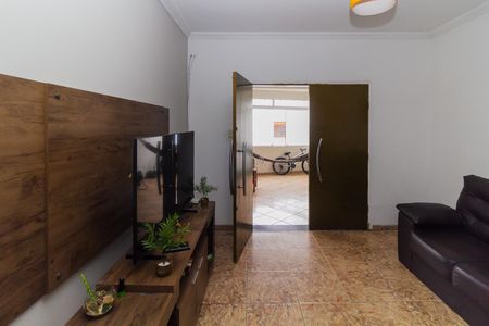 Casa para alugar com 120m², 2 quartos e 1 vagaSala