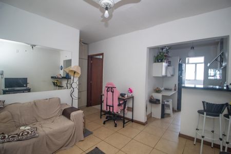 Apartamento à venda com 40m², 1 quarto e 1 vagaSala