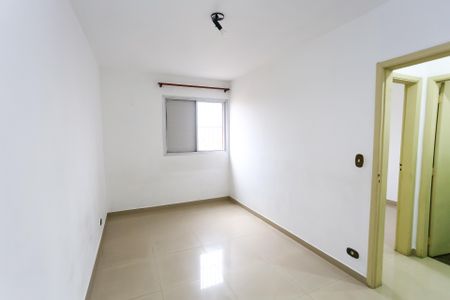 Apartamento para alugar com 70m², 2 quartos e 1 vagaQuarto2