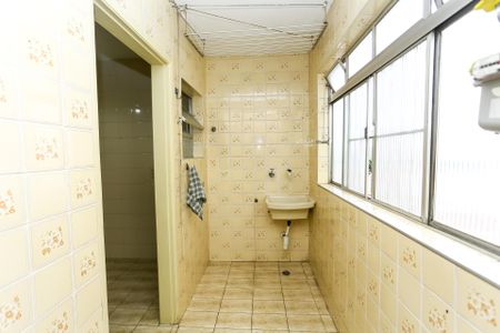 Apartamento para alugar com 70m², 2 quartos e 1 vagaÁrea de Serviço