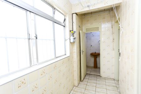 Apartamento para alugar com 70m², 2 quartos e 1 vagaÁrea de Serviço