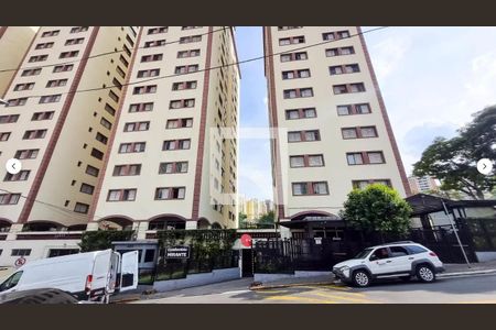 Apartamento para alugar com 70m², 2 quartos e 1 vagaFachada