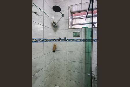 Casa à venda com 280m², 2 quartos e 2 vagasBanheiro Corredor