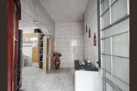 Casa à venda com 280m², 2 quartos e 2 vagasCozinha