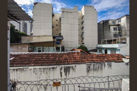 Casa à venda com 280m², 2 quartos e 2 vagasQuintal