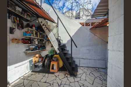 Casa à venda com 280m², 2 quartos e 2 vagasQuintal