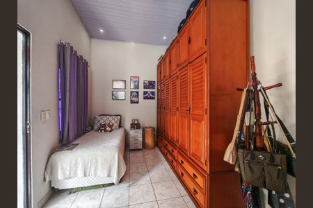 Casa à venda com 280m², 2 quartos e 2 vagasQuarto 2