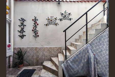 Casa à venda com 280m², 2 quartos e 2 vagasQuintal