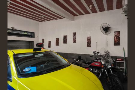 Casa à venda com 280m², 2 quartos e 2 vagasGaragem