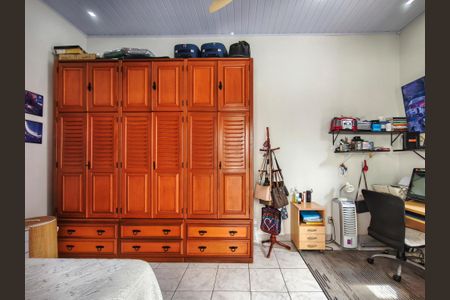 Casa à venda com 280m², 2 quartos e 2 vagasQuarto 2