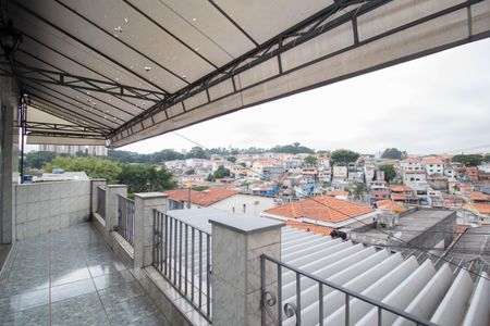 Casa à venda com 166m², 5 quartos e 2 vagas Casa à venda com 166m², 5 quartos e 2 vagasVaranda Quarto 1