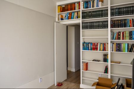 Apartamento à venda com 140m², 3 quartos e 1 vagaEscritório