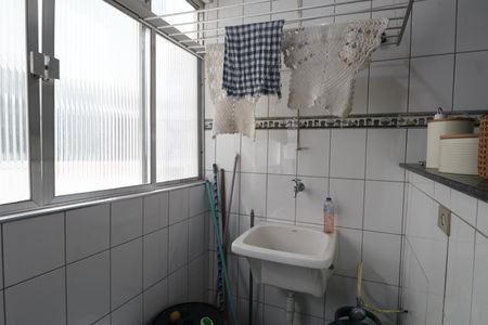 Apartamento para alugar com 68m², 2 quartos e 4 vagasÁrea de Serviço