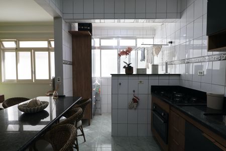 Apartamento para alugar com 68m², 2 quartos e 4 vagasCozinha