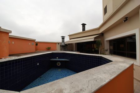 Apartamento à venda com 250m², 2 quartos e 3 vagasCobertura