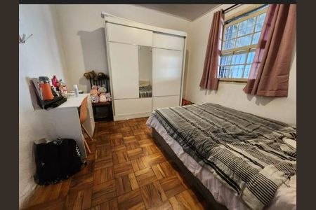 Casa à venda com 400m², 2 quartos e 2 vagasQuarto