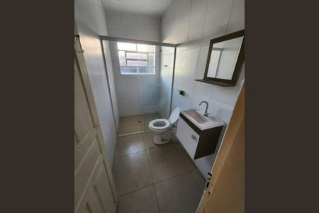 Casa à venda com 400m², 2 quartos e 2 vagasBanheiro