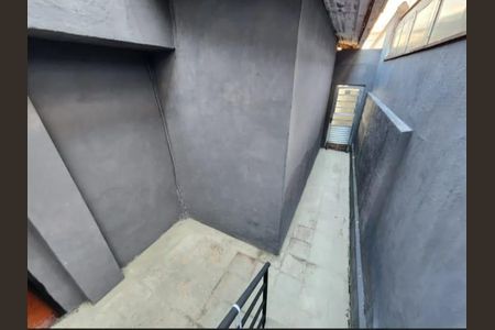 Casa à venda com 400m², 2 quartos e 2 vagasCorredor