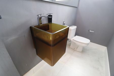 Casa de condomínio para alugar com 316m², 4 quartos e 4 vagasLavabo