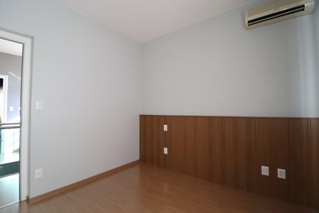 Casa de condomínio para alugar com 316m², 4 quartos e 4 vagasQuarto 1 - Suíte