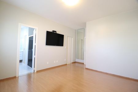 Casa de condomínio para alugar com 316m², 4 quartos e 4 vagasQuarto 3 - Suíte