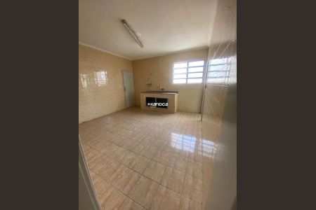 Casa à venda com 216m², 3 quartos e 1 vaga