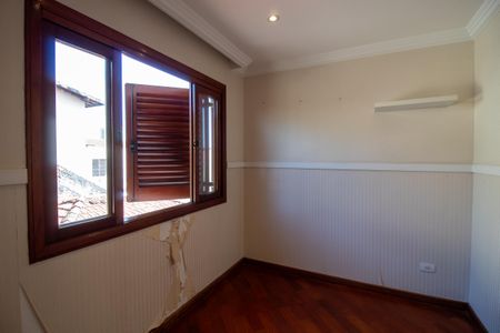 Casa à venda com 250m², 3 quartos e 2 vagasQuarto 1