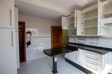 Casa à venda com 250m², 3 quartos e 2 vagasCozinha