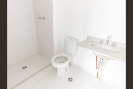 Studio à venda com 28m², 1 quarto e sem vaga Studio à venda com 28m², 1 quarto e sem vagaBanheiro