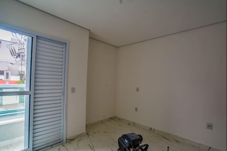 Casa à venda com 120m², 3 quartos e 3 vagas Suíte