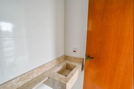 Casa à venda com 120m², 3 quartos e 3 vagasBanheiro da Suíte