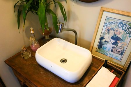 Casa de condomínio à venda com 340m², 3 quartos e 4 vagasBanheiro