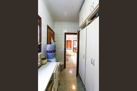 Casa de condomínio à venda com 340m², 3 quartos e 4 vagasÁrea de Serviço