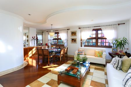 Sala  de casa de condomínio à venda com 3 quartos, 340m² em Morumbi, São Paulo