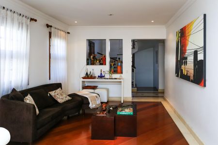 Casa de condomínio à venda com 340m², 3 quartos e 4 vagasSala 