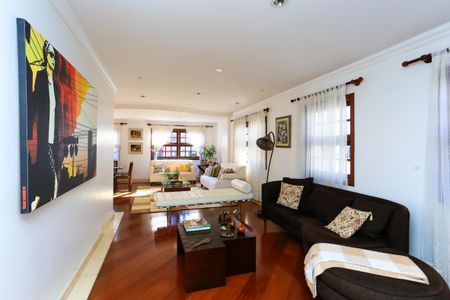 Casa de condomínio à venda com 340m², 3 quartos e 4 vagasSala 